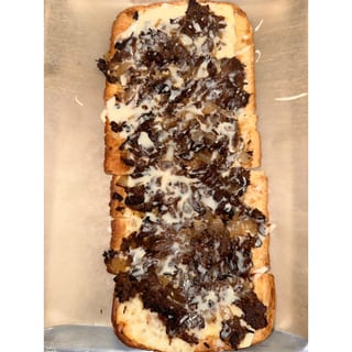 Philly Cheesesteak Flatbread